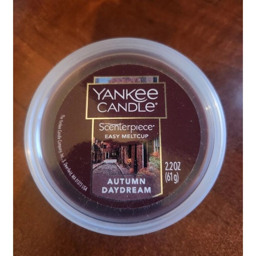 Yankee Candle Meltcup 24 Hour Fragrance Easy 2.2 oz Scenterpiece Autumn Daydream